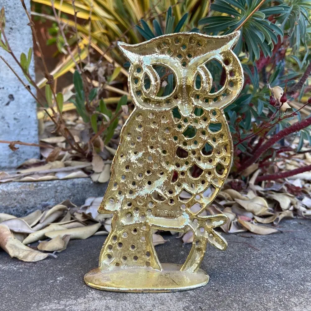 Gold Toned Metal Owl Earring Organizer